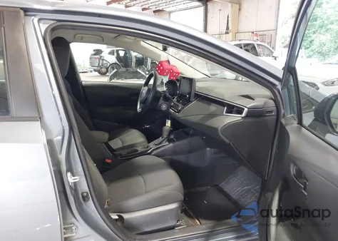 2022 Toyota Corolla Le z USA, uszkodzony, nr VIN 5YFEPMAE0NP349921